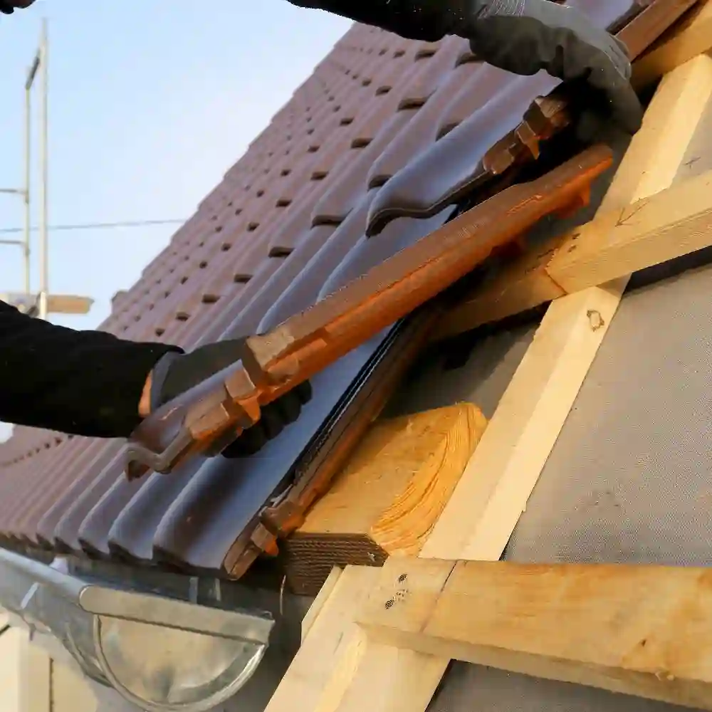 Travaux de construction de toiture neuve avec pose de charpente